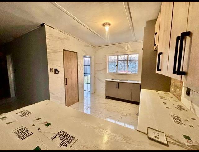 3 BEDROOM HOUSE FOR SALE IN VANDERBIJLPARK CW 6